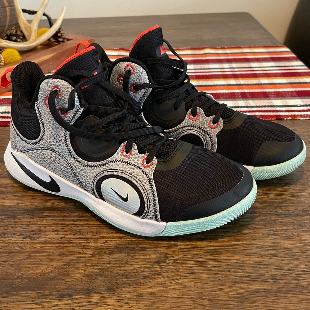 Nike Fly By Mid 2 mens basketball shoes